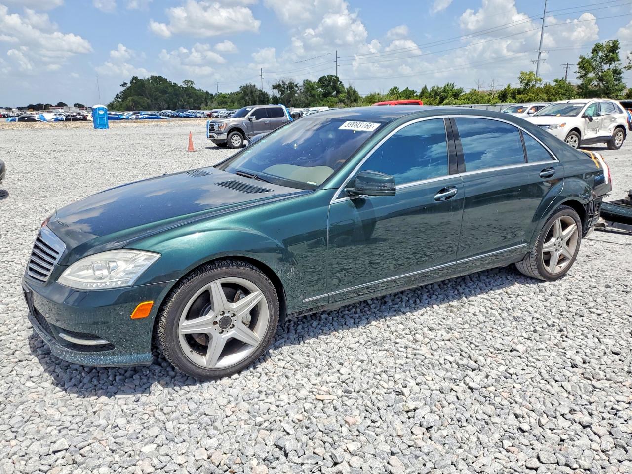 2010 Mercedes-Benz S 550, VIN WDDNG8GB9AA329773 — Rear end