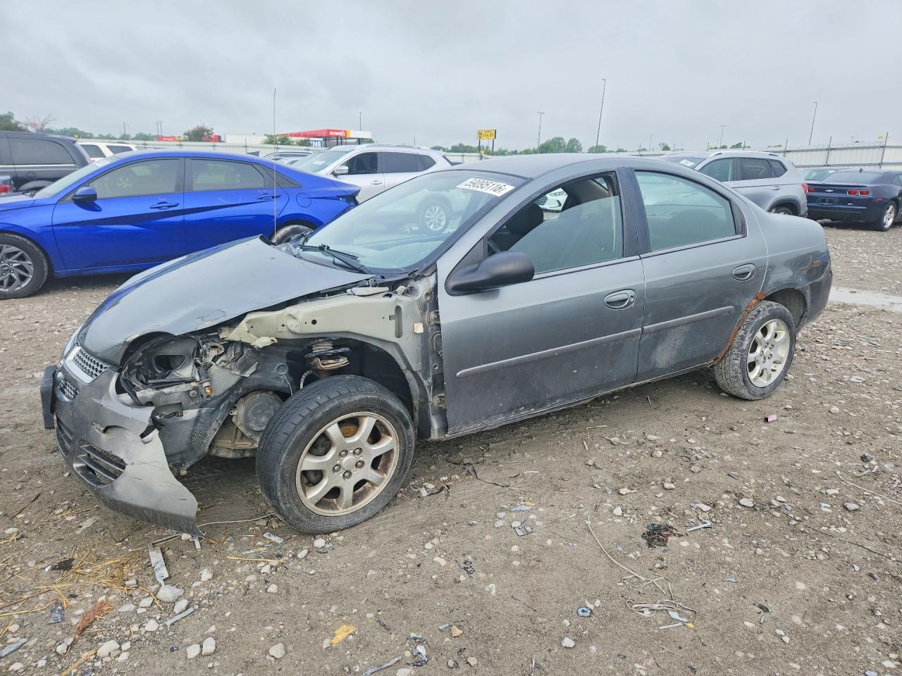2005 Dodge Neon SXT, VIN 1B3ES56C45D275094 — Front end
