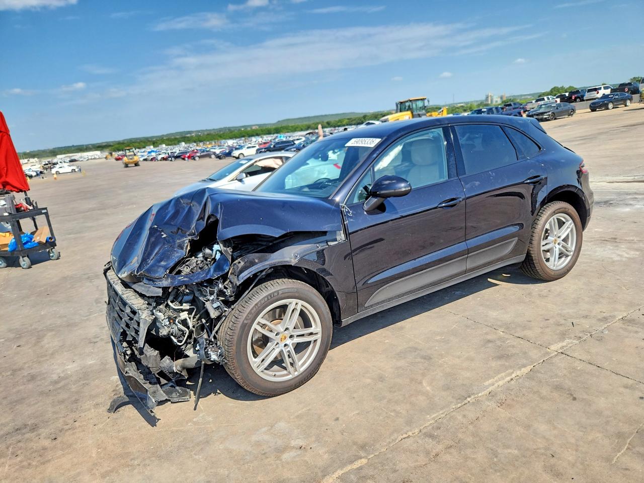 2018 Porsche Macan, VIN WP1AA2A59JLB13810 — Front end
