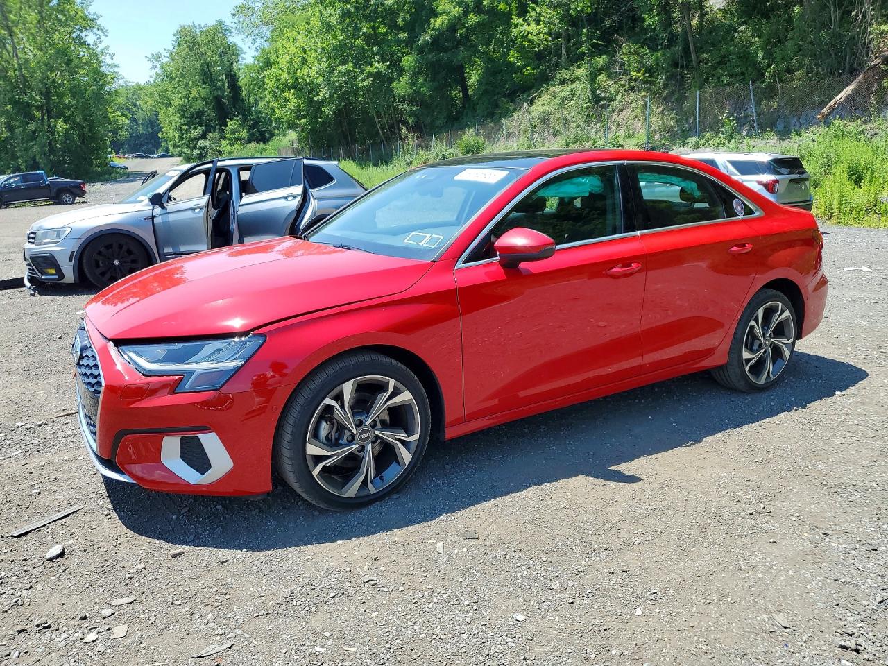 2022 Audi A3 Premium, VIN WAUGUDGY2NA023901 — Перед