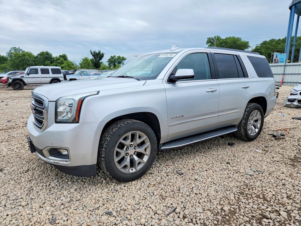 2017 GMC Yukon SLT, VIN 1GKS2BKC7HR369357 — Normal wear