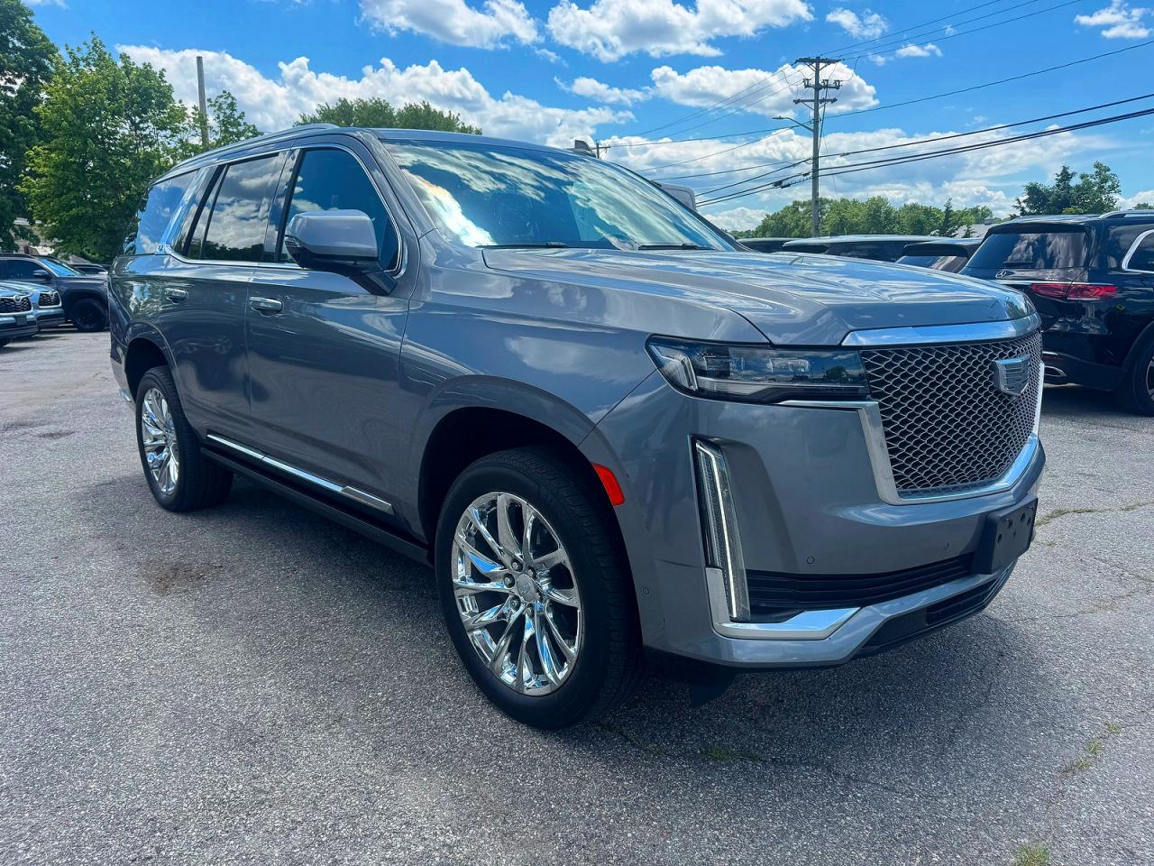 2021 Cadillac Escalade Premium Luxury Platinum, VIN 1GYS4DKL1MR346498 — Normal wear