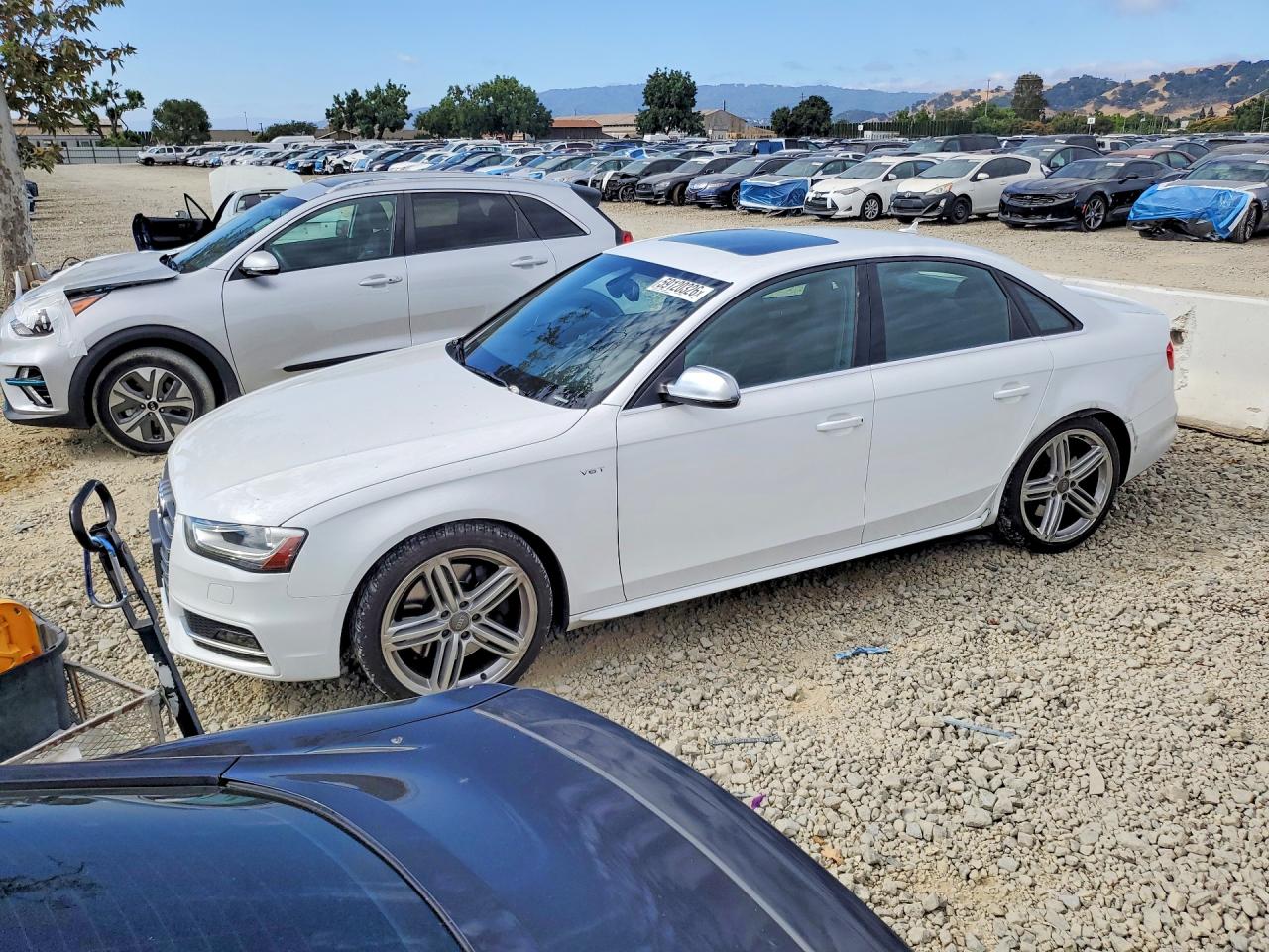 2013 Audi S4 Premium Plus, VIN WAUBGAFL2DA098506 — Бок