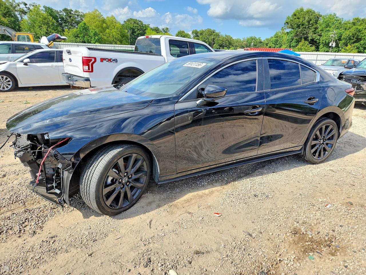 2025 Mazda 3 S Select Sport, VIN JM1BPABM0S1762901 — Перед