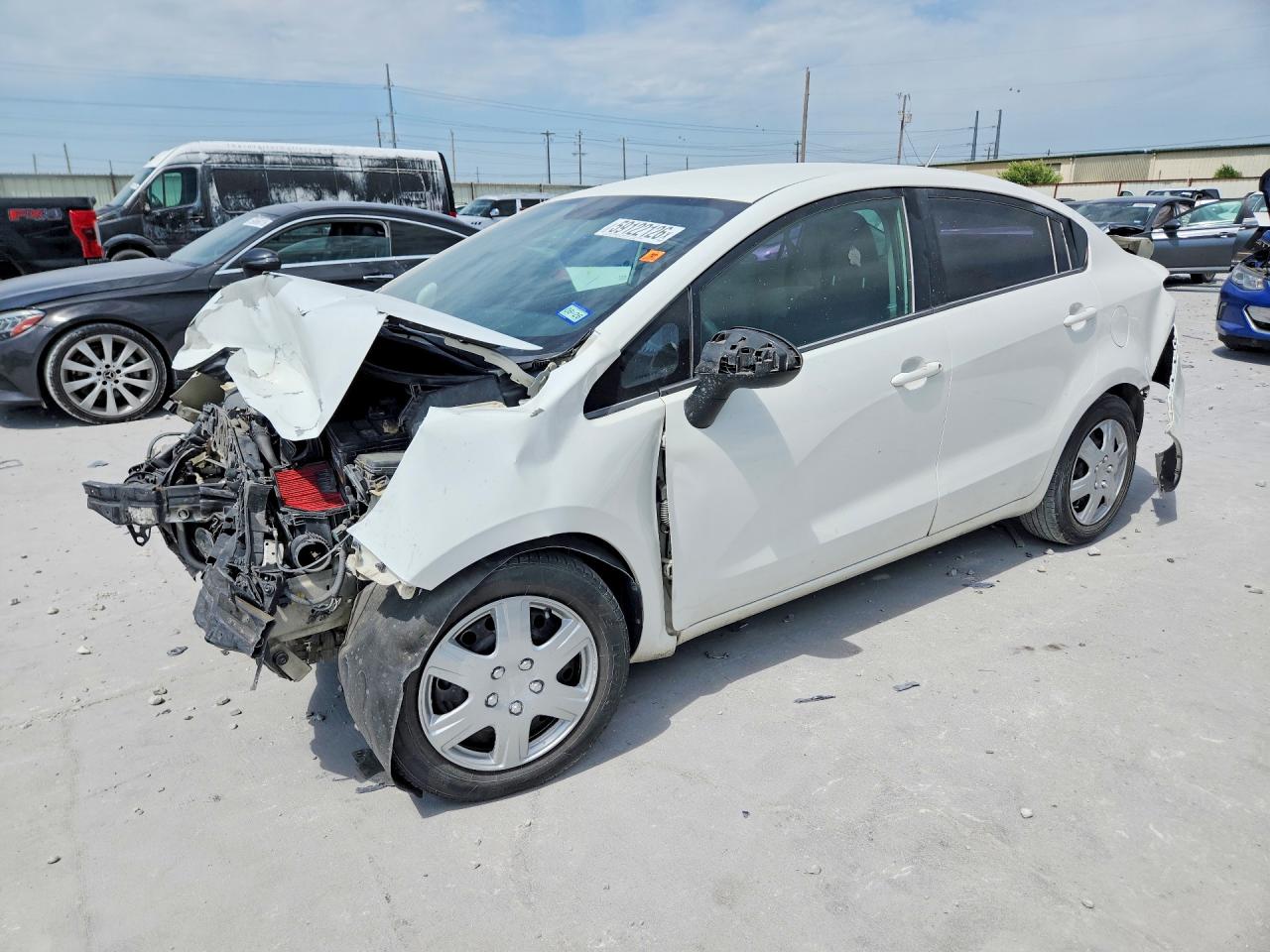 2013 Kia Rio LX, VIN KNADM4A39D6236538 — Front end