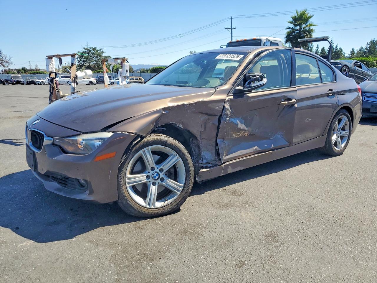 2013 BMW 3 Series 328i, VIN WBA3A5C56DF352806 — Side