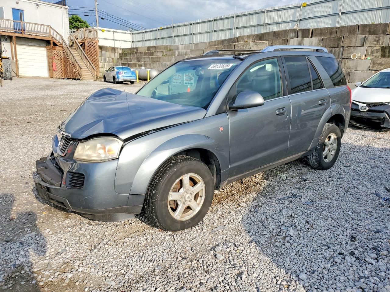 2006 Saturn VUE, VIN 5GZCZ53416S900660 — Front end