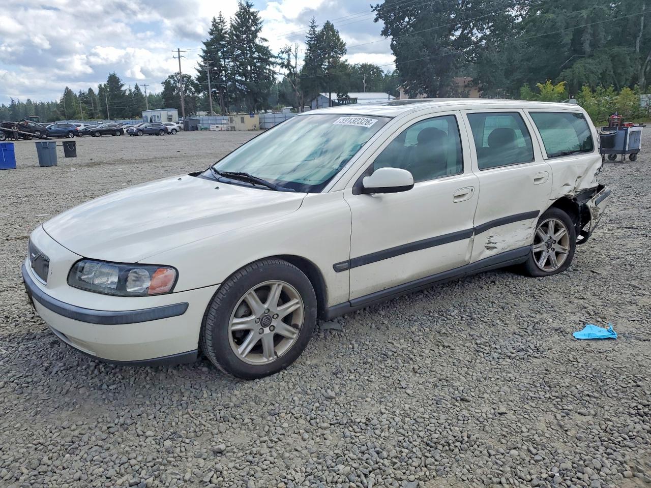 2002 Volvo V70, VIN YV1SW61R122240800 — Бок