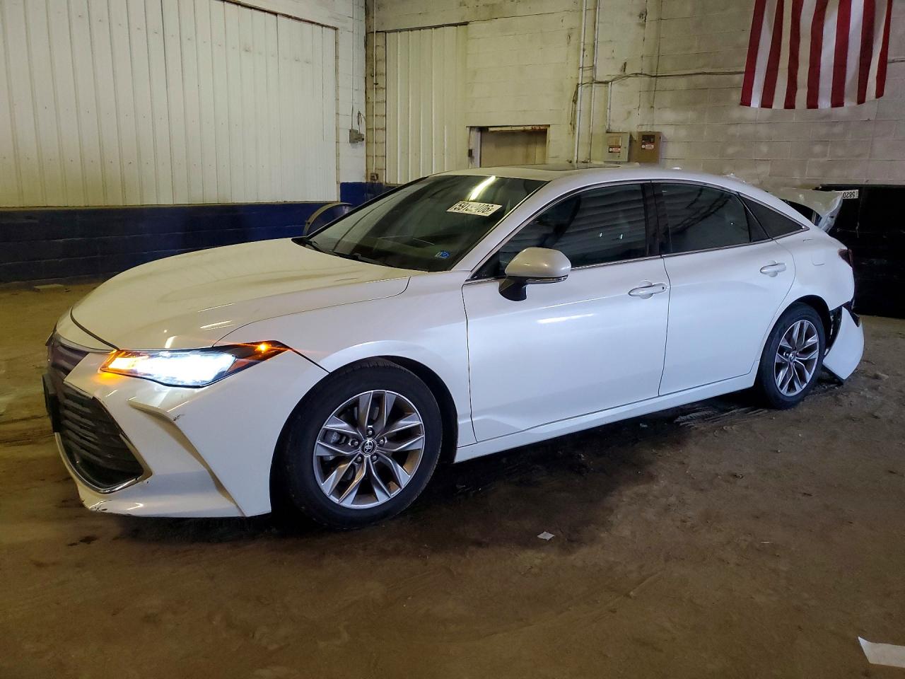 2021 Toyota Avalon XLE, VIN 4T1AZ1FB2MU059778 — Rear end