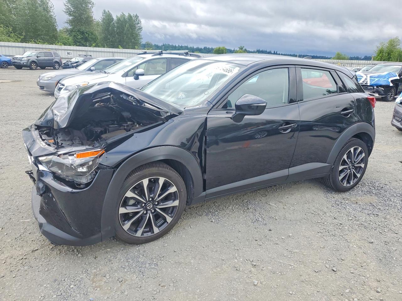 2019 Mazda CX-3 Touring, VIN JM1DKDC73K1409148 — Front end