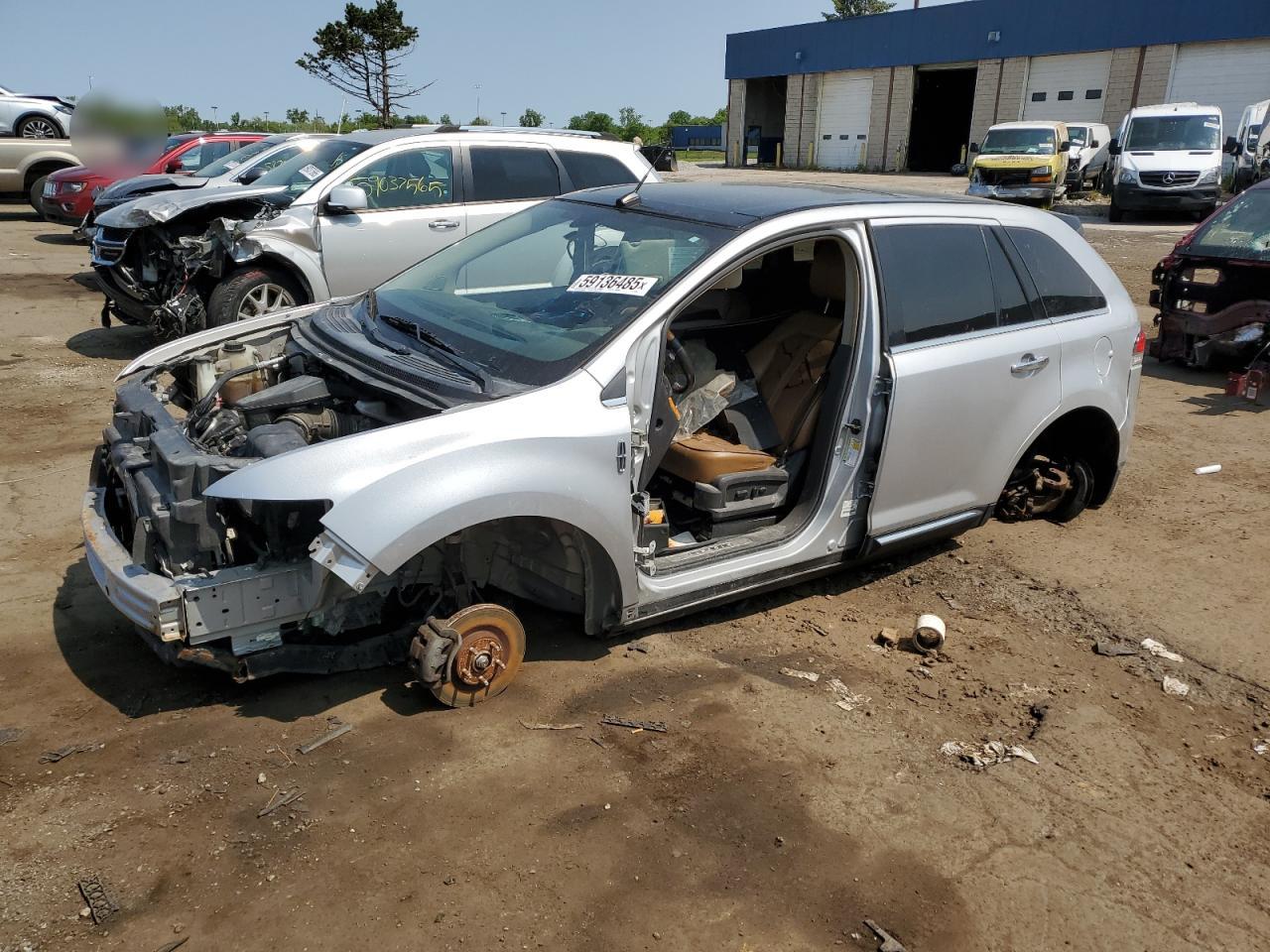 2013 Lincoln MKX, VIN 2LMDJ8JK6DBL19937 — Stripped