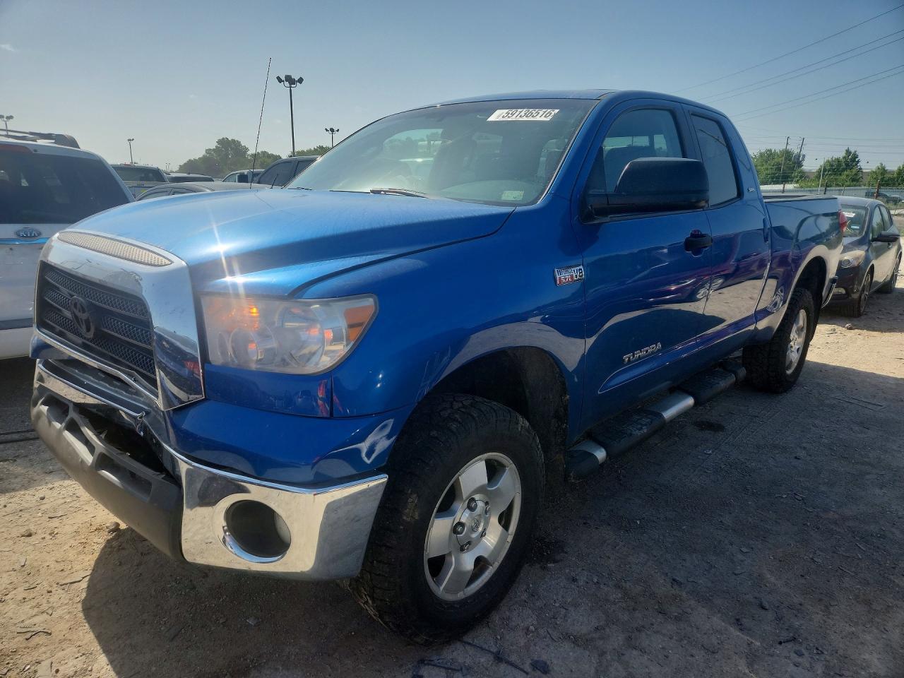 2008 Toyota Tundra SR5, VIN 5TFBV54158X069053 — Front end