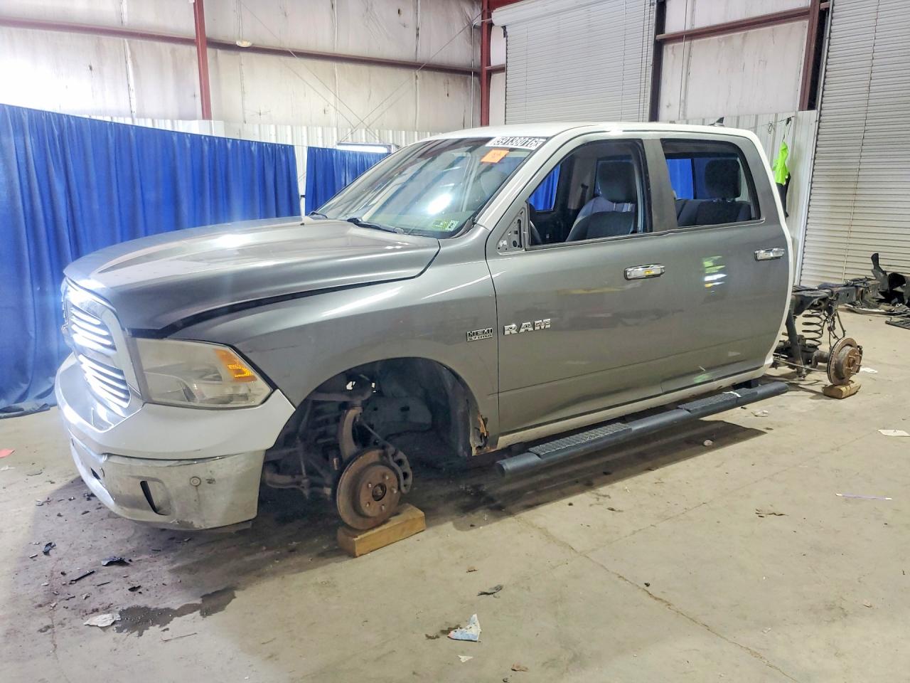 2019 Ram 1500 Big Horn, VIN 1C6RR7TT3KS521871 — Разукомплектован