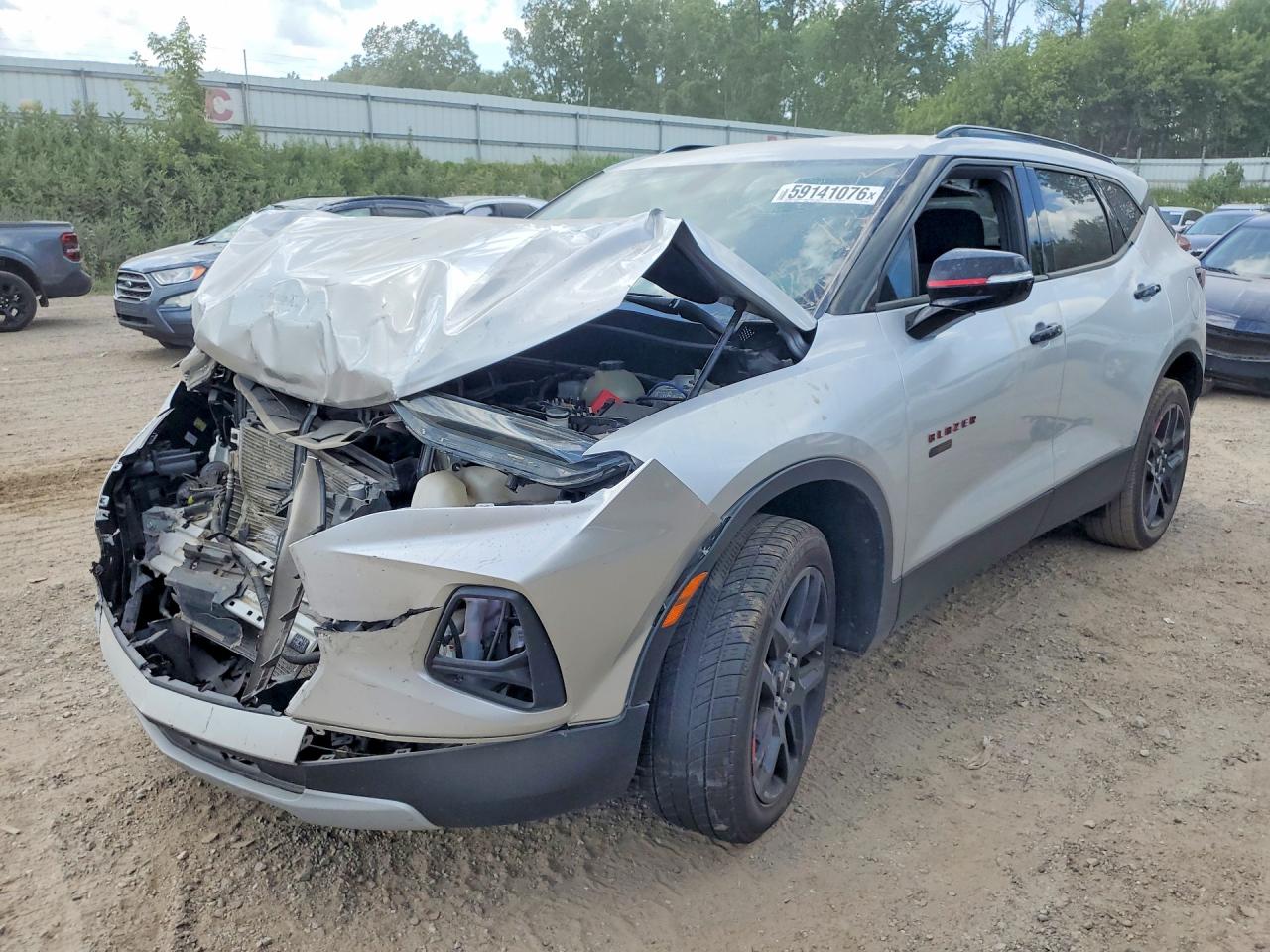 2020 Chevrolet Blazer LT, VIN 3GNKBCRS5LS721461 — Перед