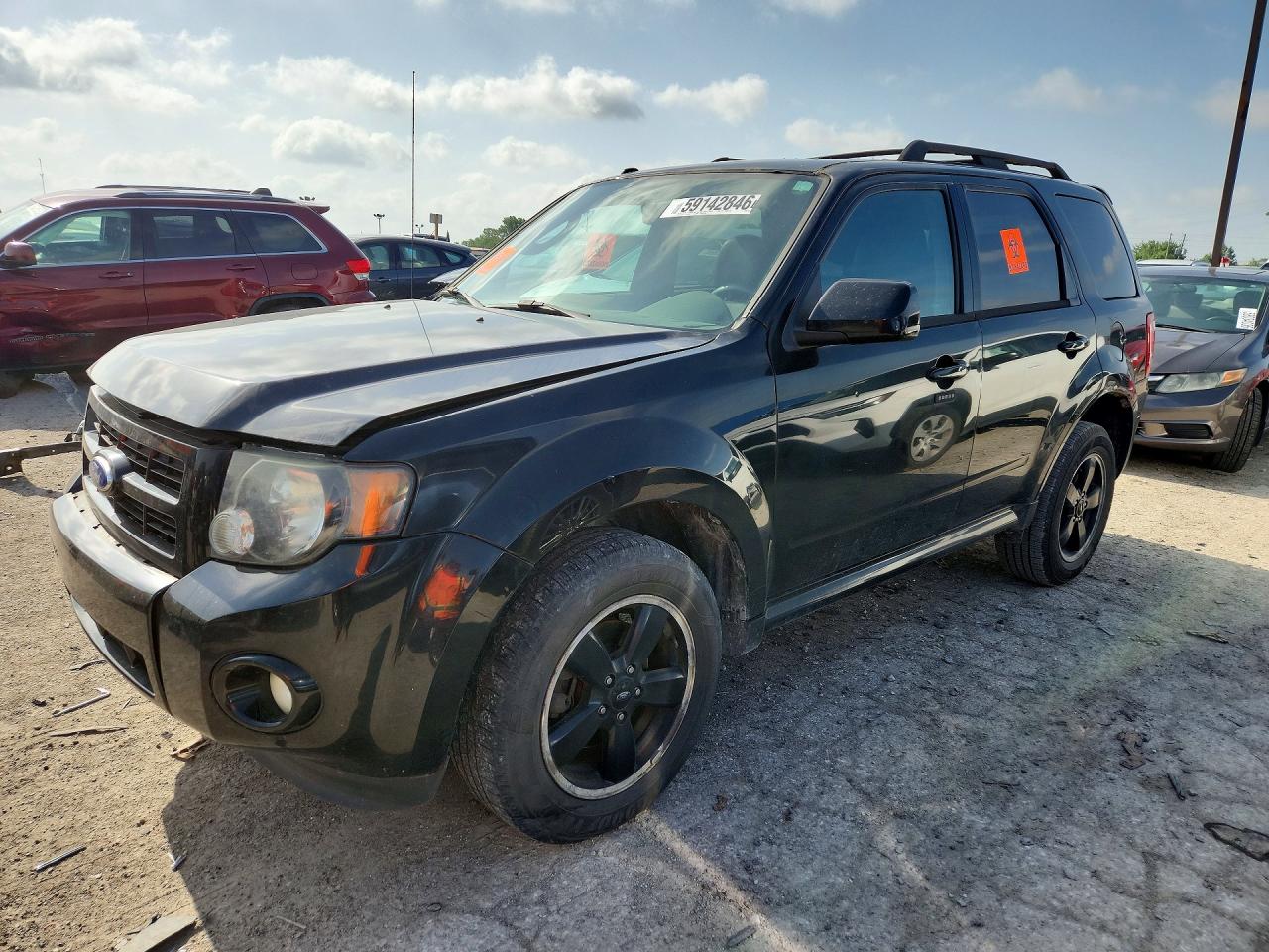 2012 Ford Escape XLT, VIN 1FMCU0DGXCKC15530 — Перед
