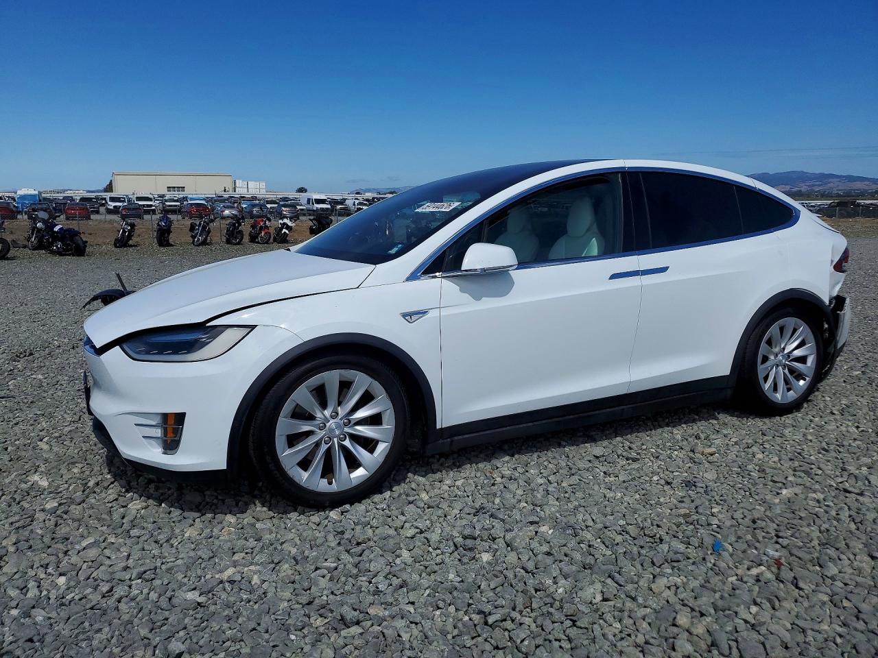 2016 Tesla Model X 70D, VIN 5YJXCBE28GF009004 — Rear end
