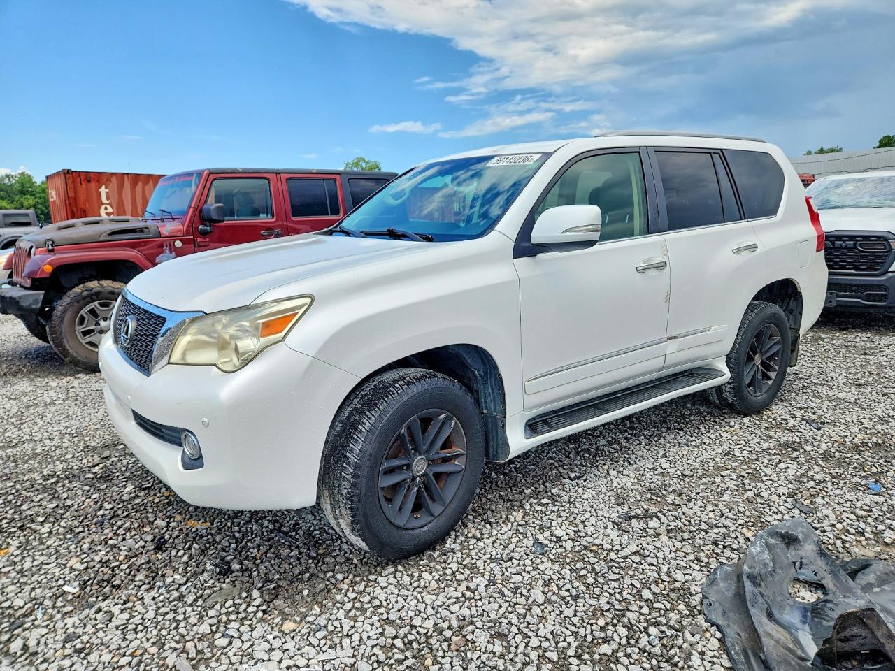2013 Lexus GX 460, VIN JTJBM7FXXD5052610 — Minor dents and scratches