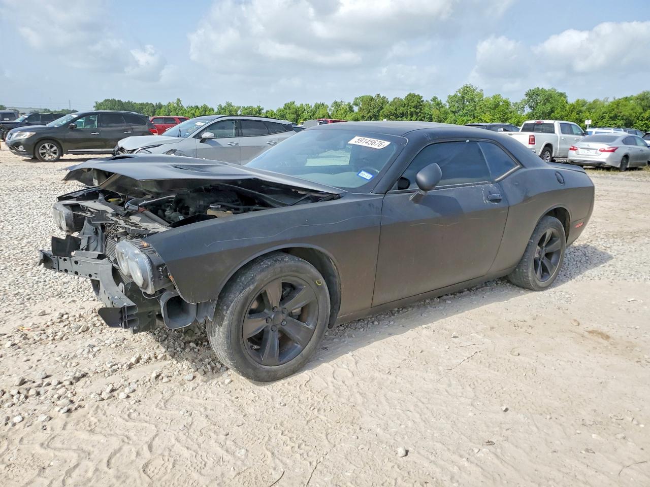 2017 Dodge Challenger SXT, VIN 2C3CDZAG6HH594283 — Front end