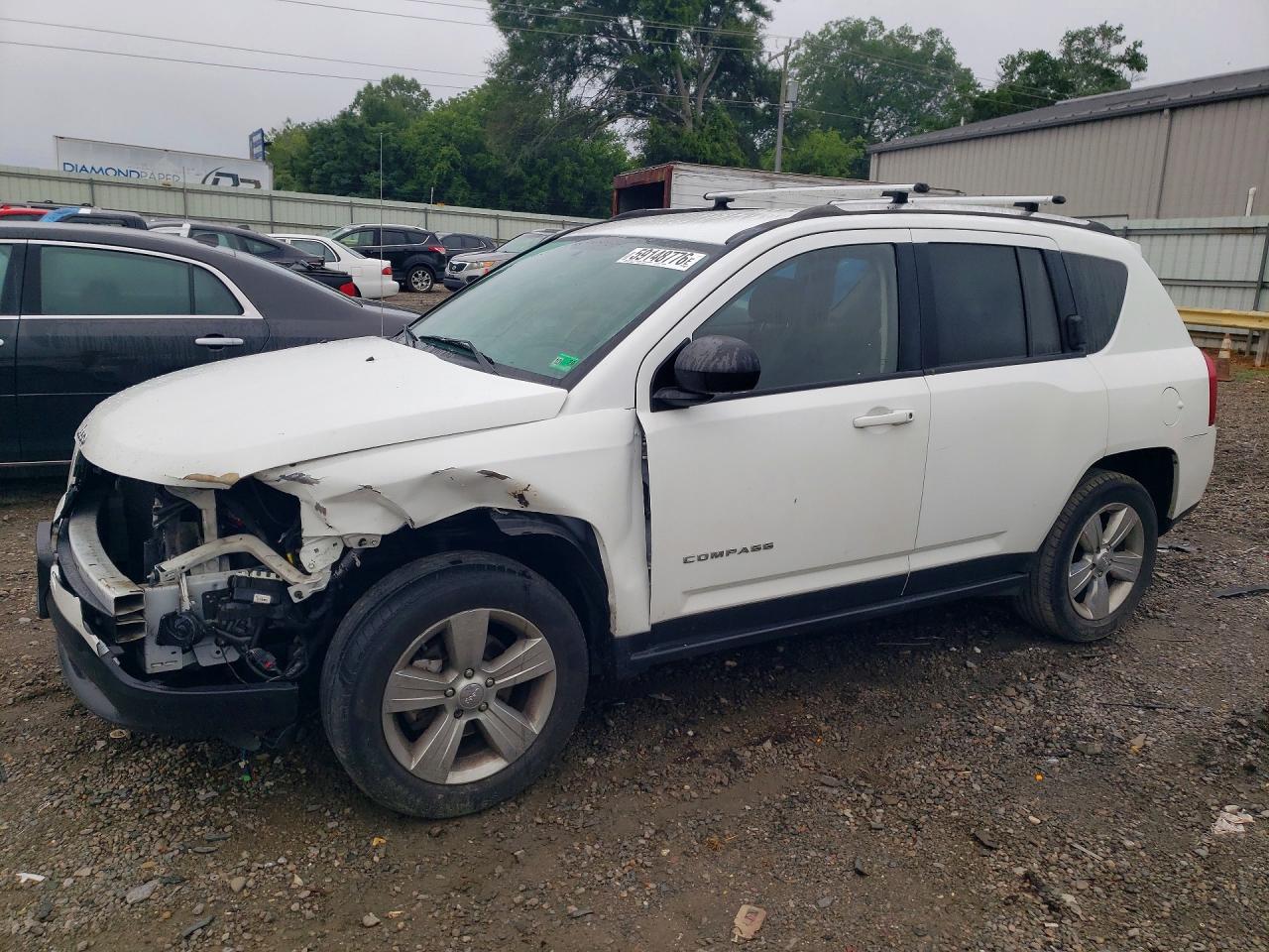 2014 Jeep Compass Sport, VIN 1C4NJDBB2ED771732 — Auction photo 1 of 15