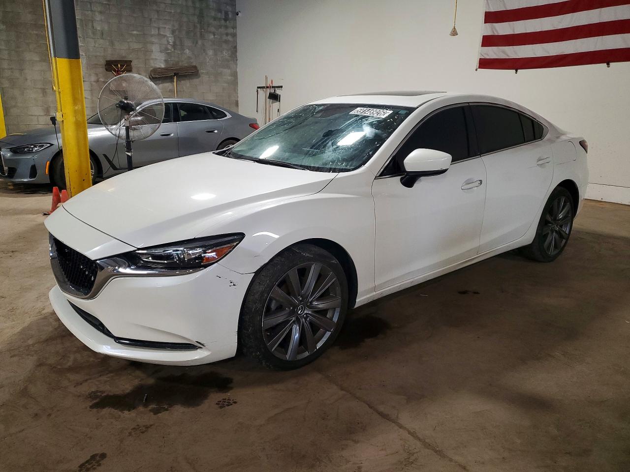 2020 Mazda 6 Touring, VIN JM1GL1VMXL1524780 — Мелкие вмятины и царапины