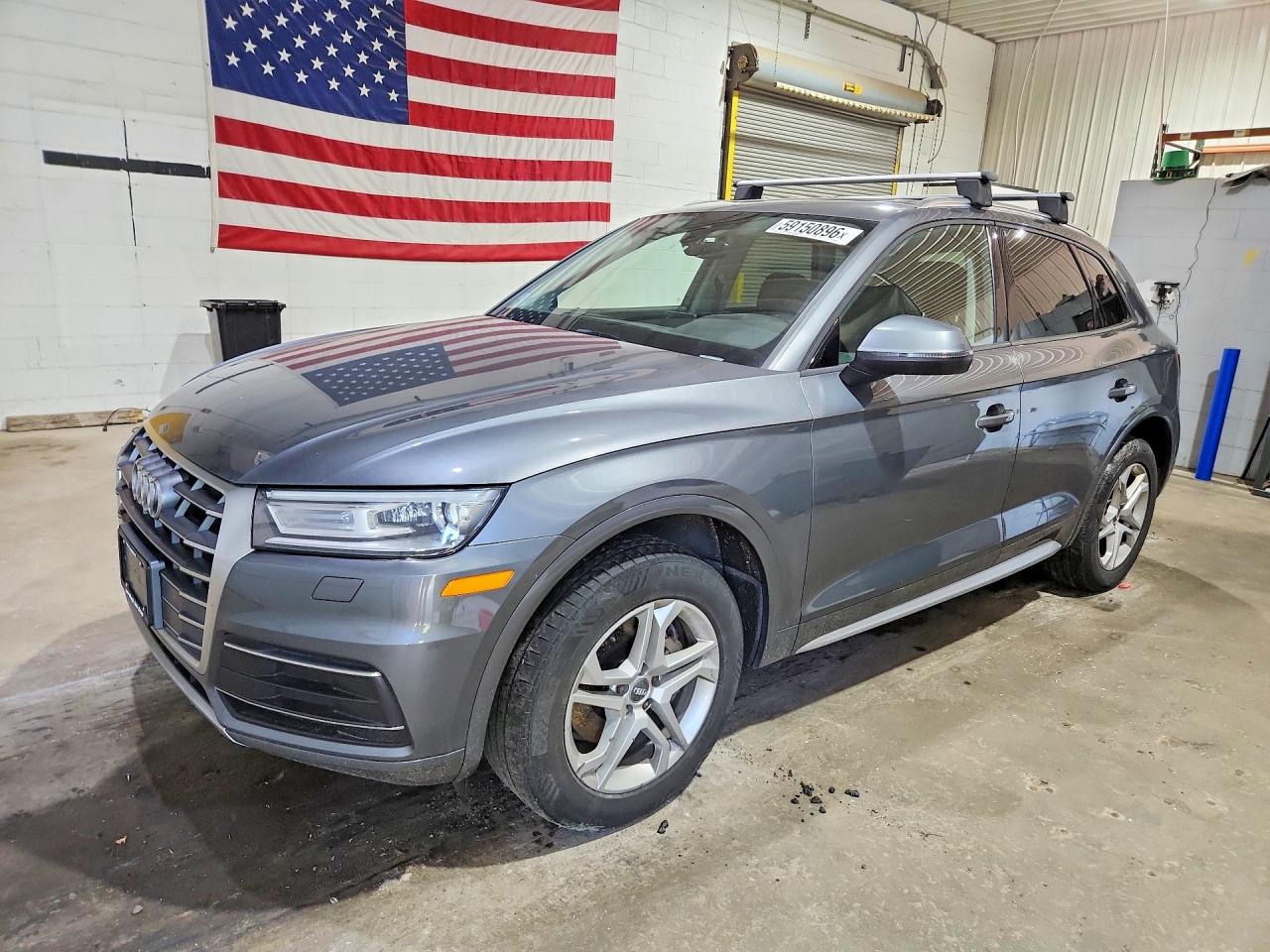 2018 Audi Q5 Premium, VIN WA1ANAFY2J2169042 — Side