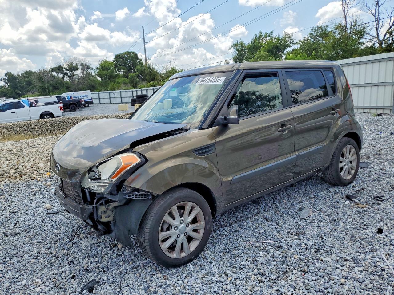 2012 Kia Soul +, VIN KNDJT2A6XC7365341 — Front end