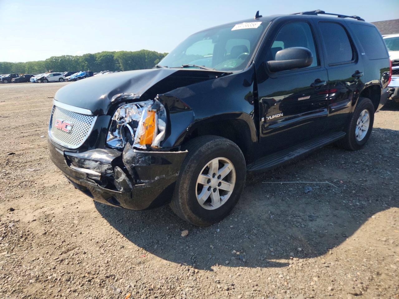 2008 GMC Yukon Commercial, VIN 1GKFK13068R144394 — Front end
