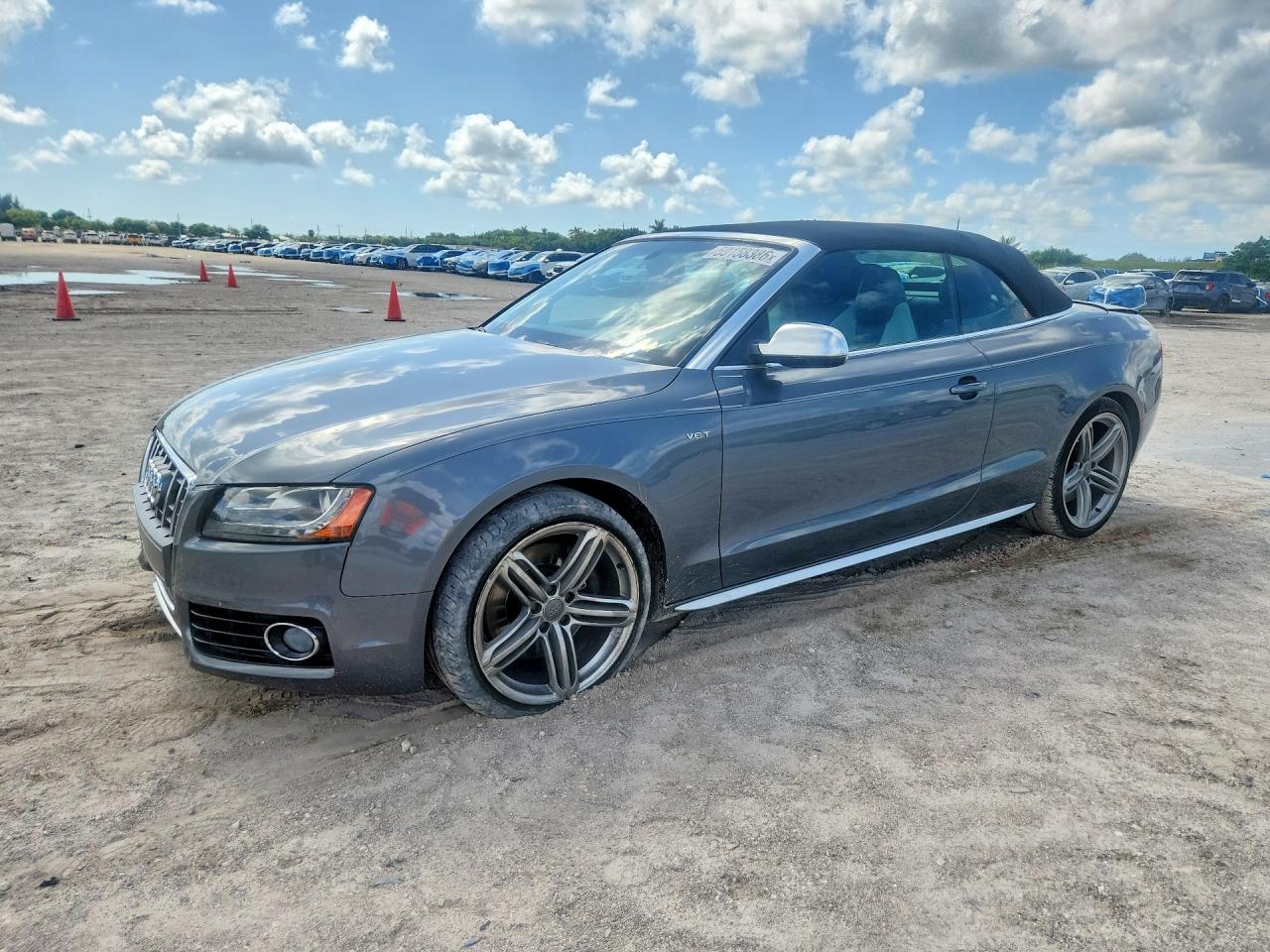 2012 Audi S5 Prestige, VIN WAUVGAFH6CN005759 — Rear end