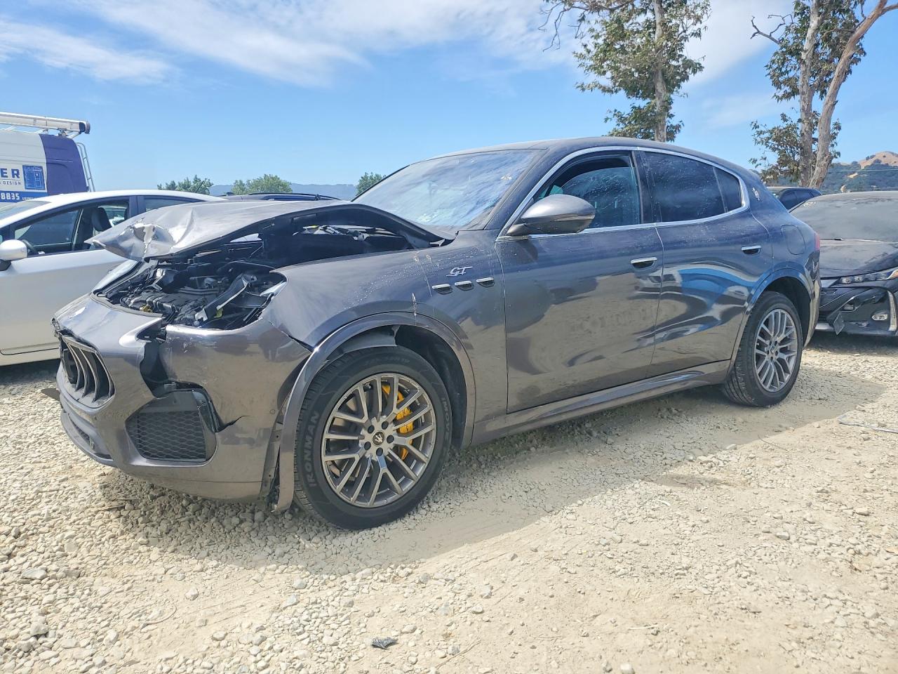 2023 Maserati Grecale GT, VIN ZN682AVA2P7427538 — Перед