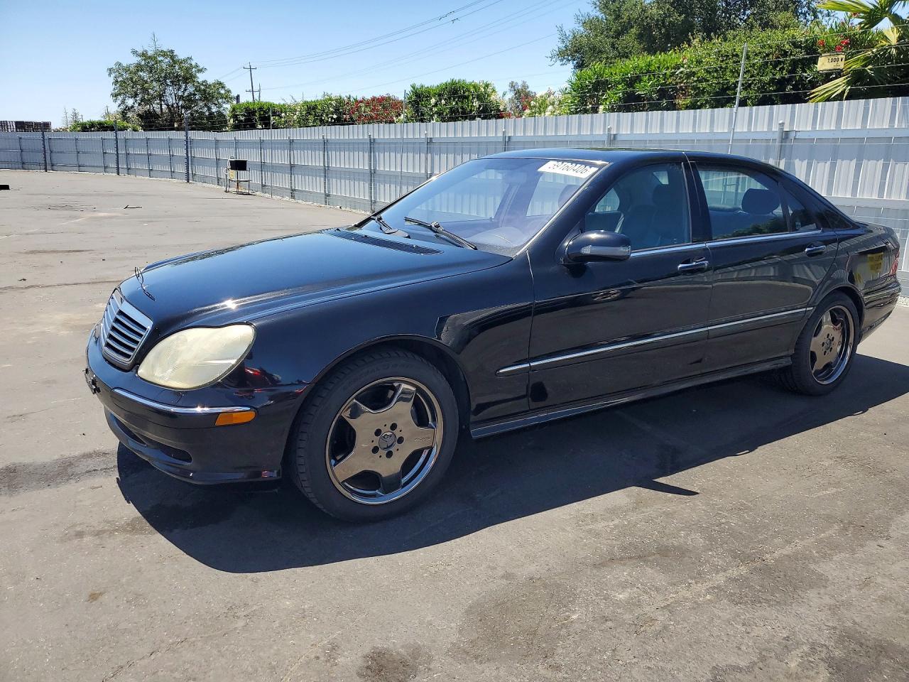 2002 Mercedes-Benz S 55 AMG, VIN WDBNG73J72A238485 — Minor dents and scratches