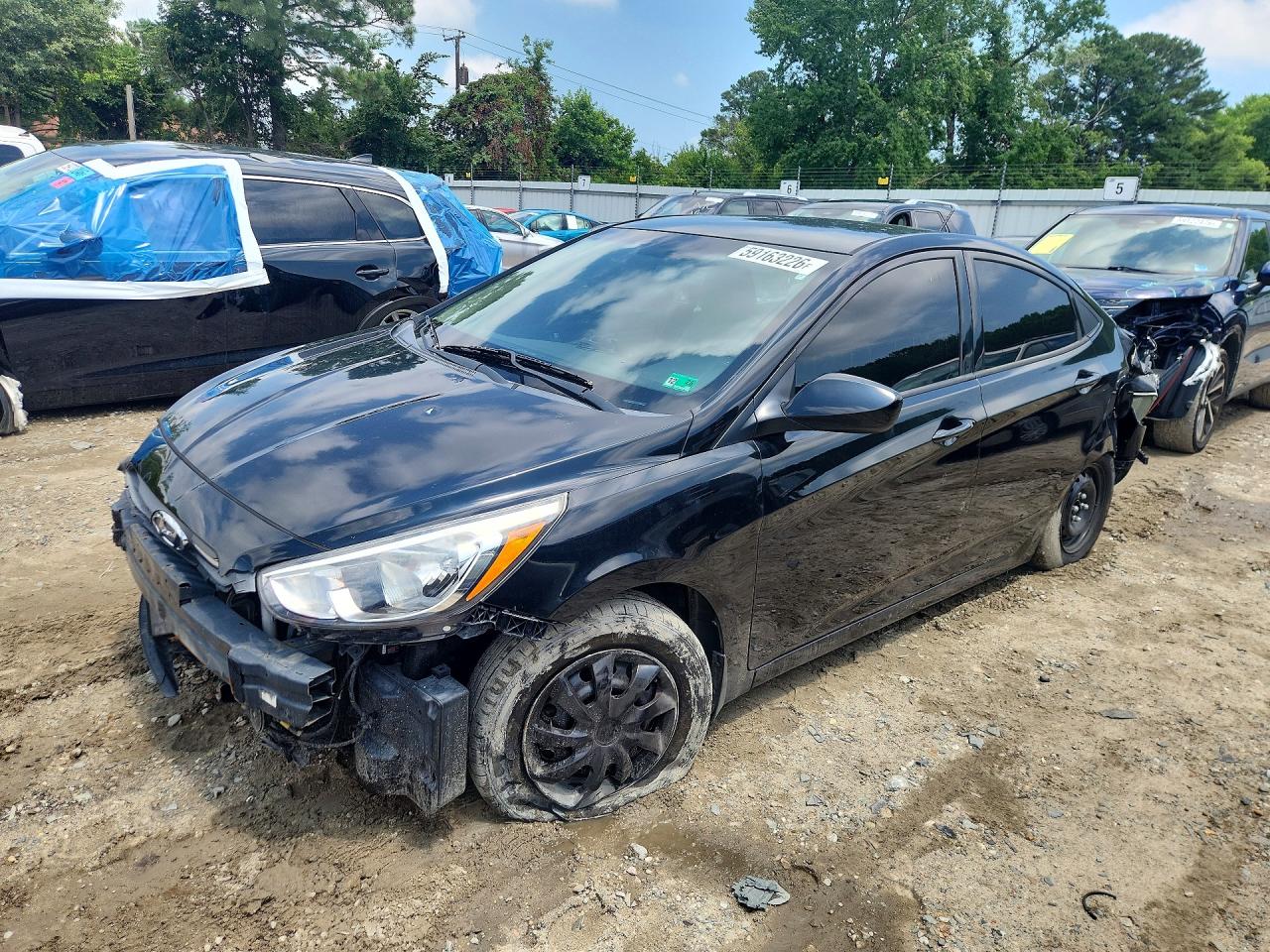 2016 Hyundai Accent SE, VIN KMHCT4AE8GU160969 — Зад