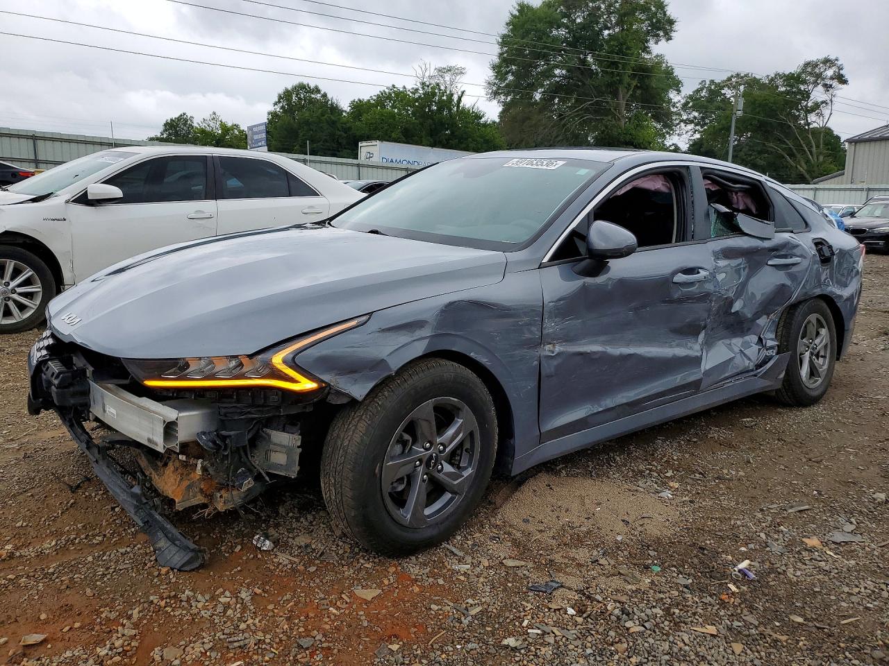 2023 Kia K5 LXS, VIN 5XXG14J24PG181986 — Side