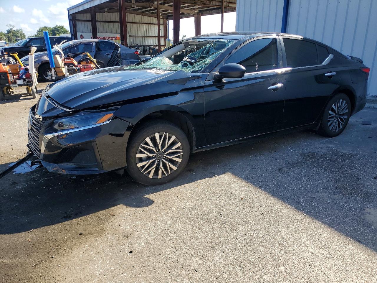 2025 Nissan Altima SV, VIN 1N4BL4DVXSN350213 — Front end