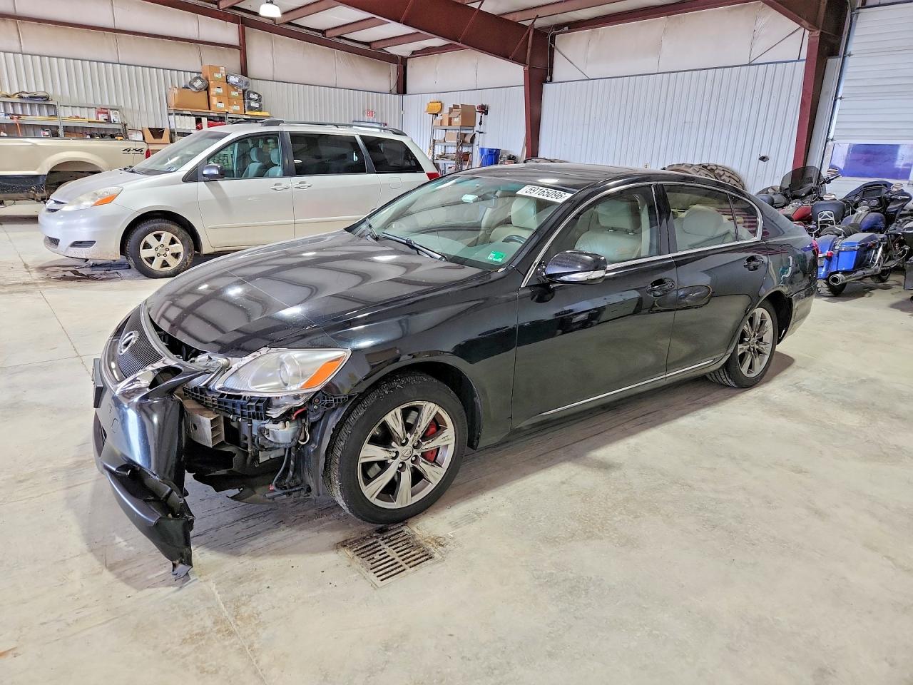 2011 Lexus GS 350, VIN JTHCE1KS6B0028163 — Перед