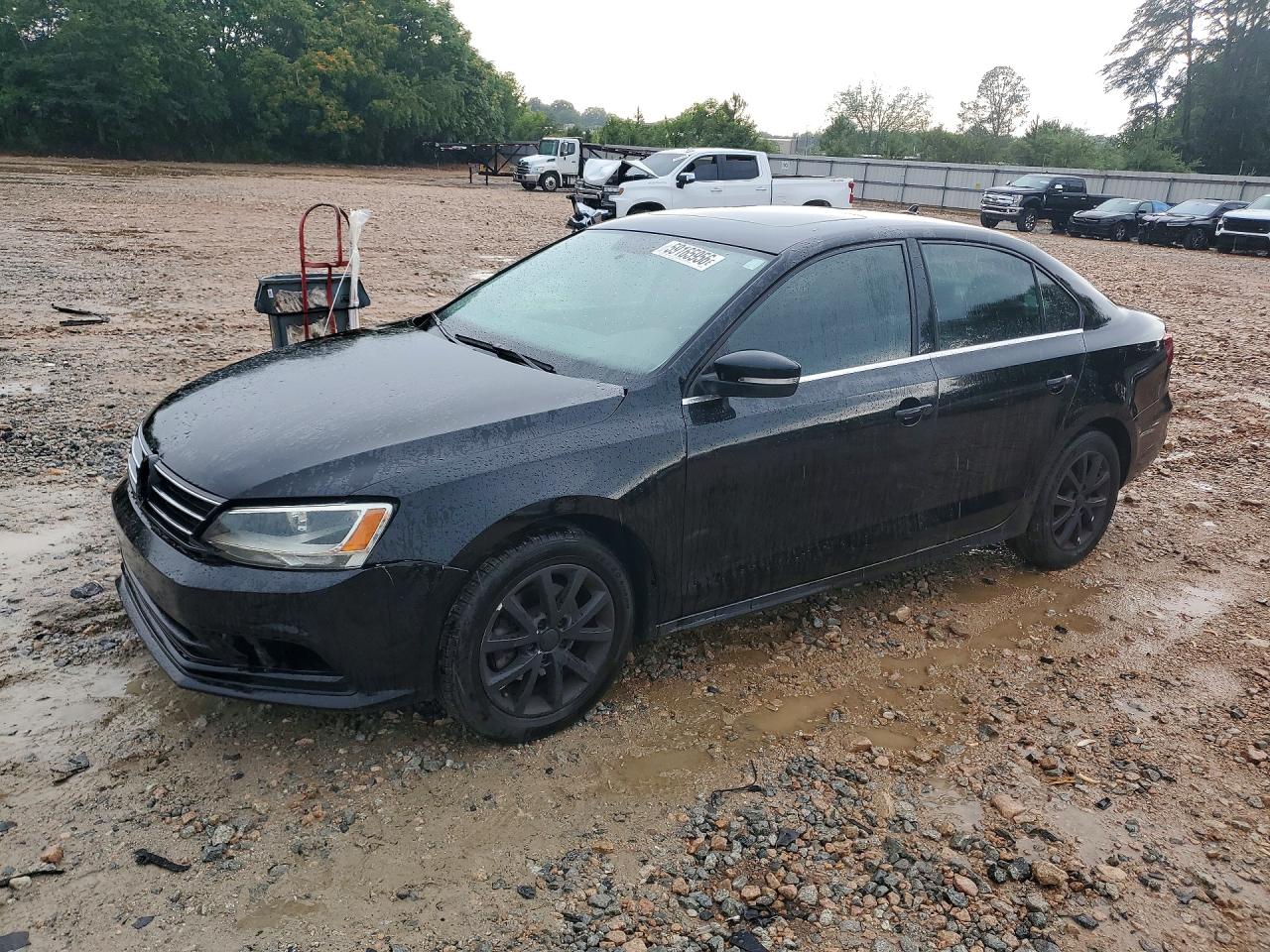 2017 Volkswagen Jetta SE, VIN 3VWDB7AJ8HM384692 — Front end