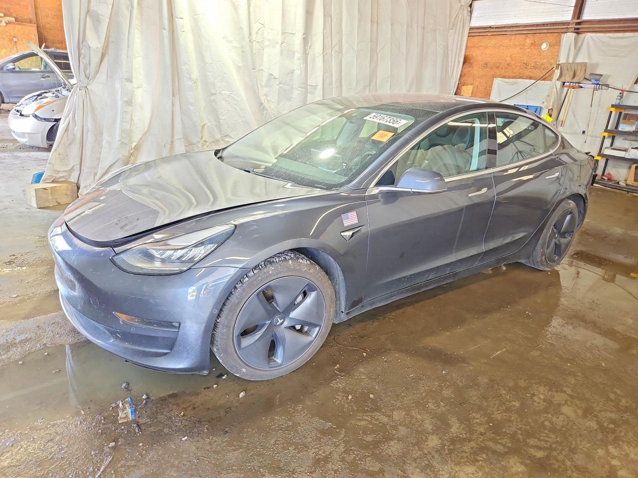 2018 Tesla Model 3 Long Range Battery, VIN 5YJ3E1EA8JF036978 — Front end
