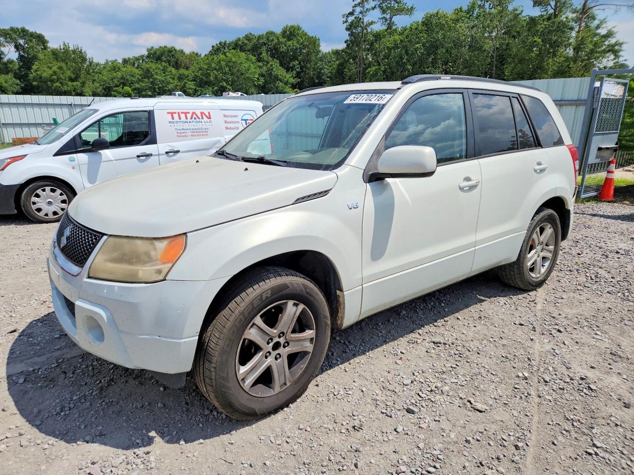 2006 Suzuki Grand Vitara Luxury, VIN JS3TD947564102572 — Rear end
