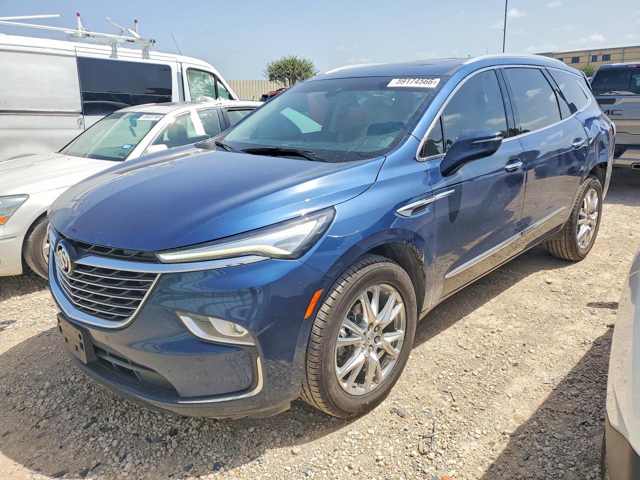 2023 Buick Enclave Essence, VIN 5GAERBKWXPJ193918 — Rear end