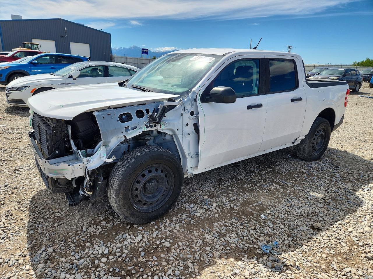 2023 Ford Maverick XLT, VIN 3FTTW8E37PRA06448 — Front end