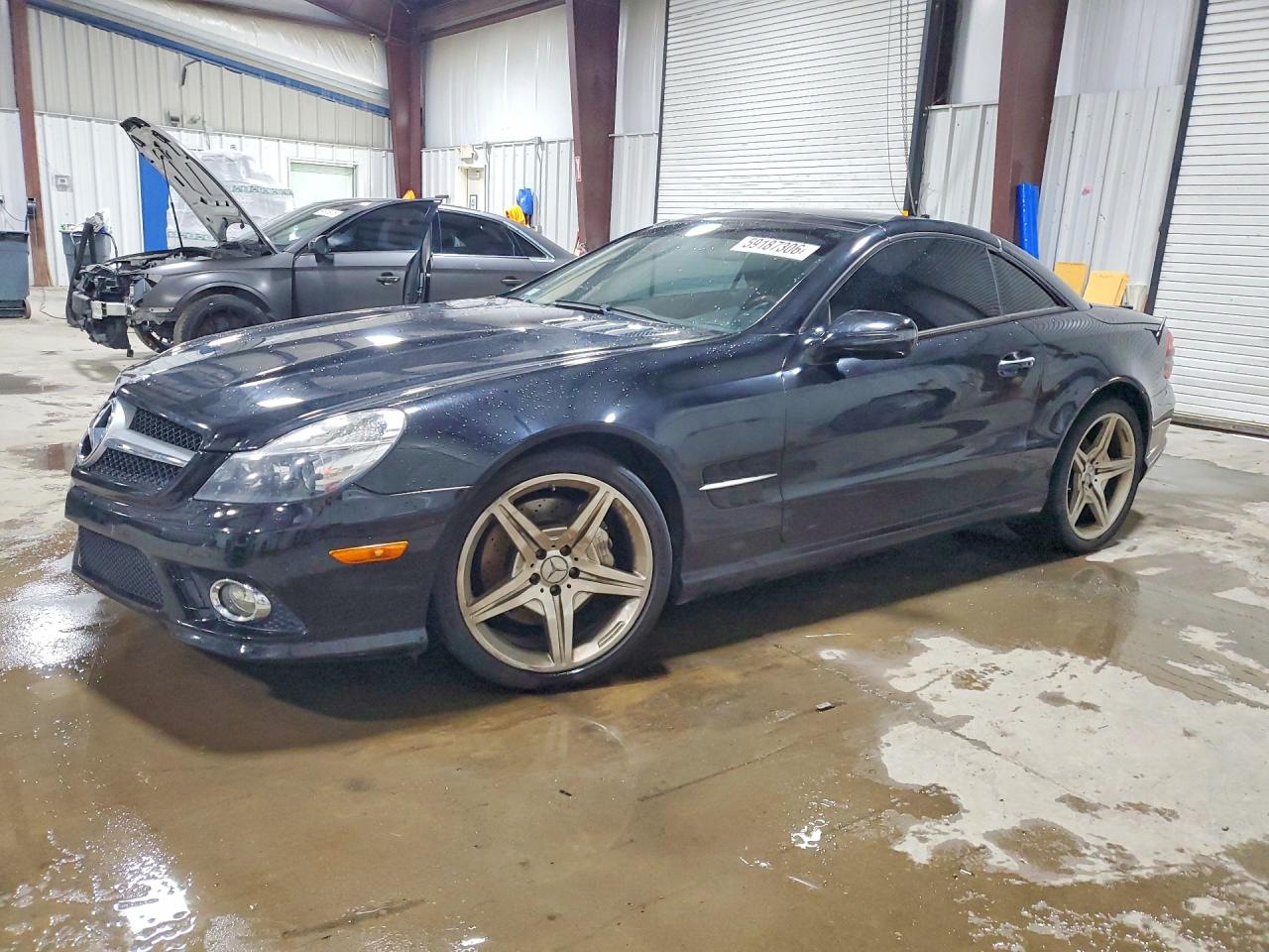 2009 Mercedes-Benz SL 550, VIN WDBSK71F19F152781 — Interior fire