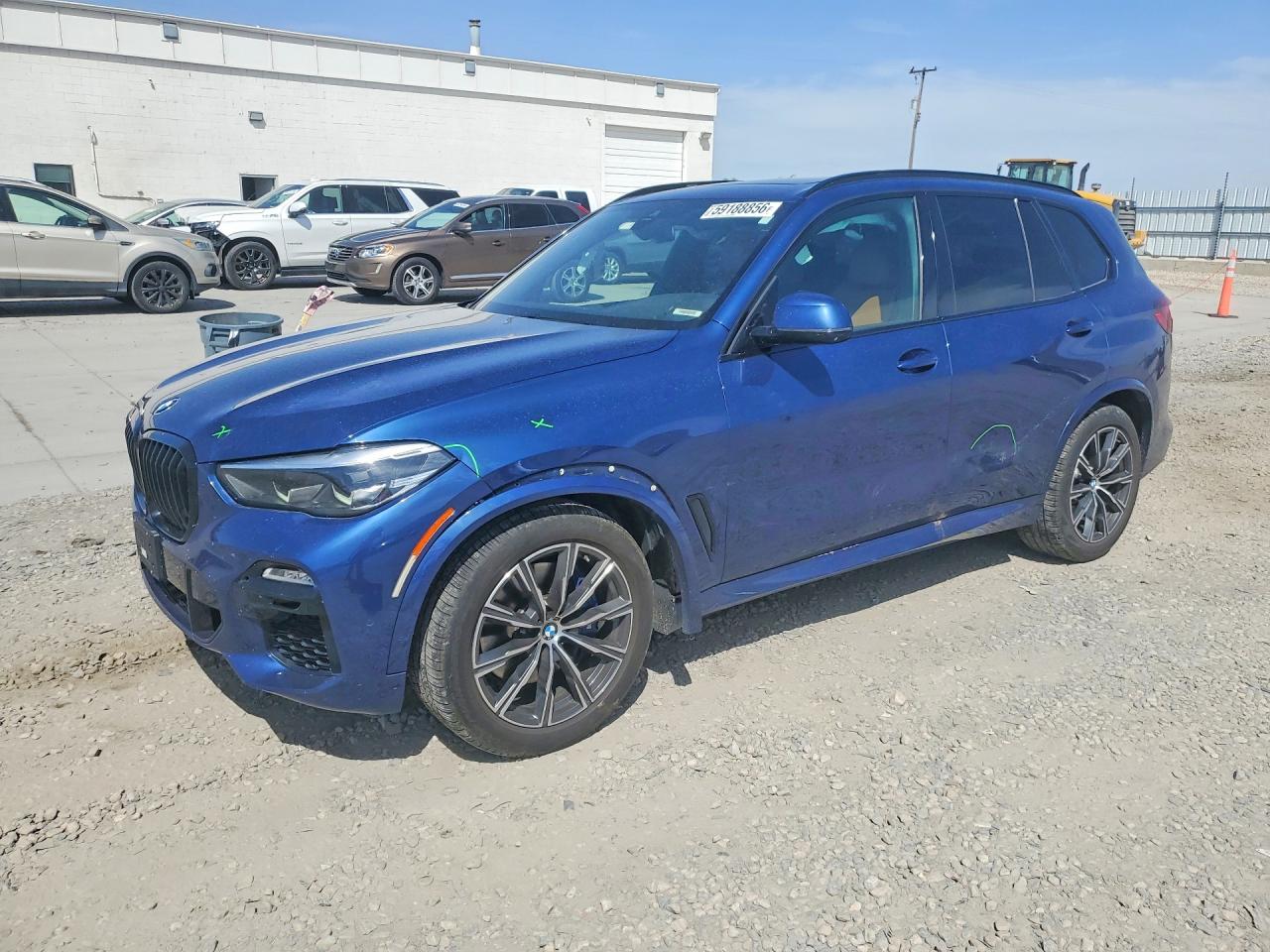 2021 BMW X5 xDrive40i, VIN 5UXCR6C01M9F35309 — Front end