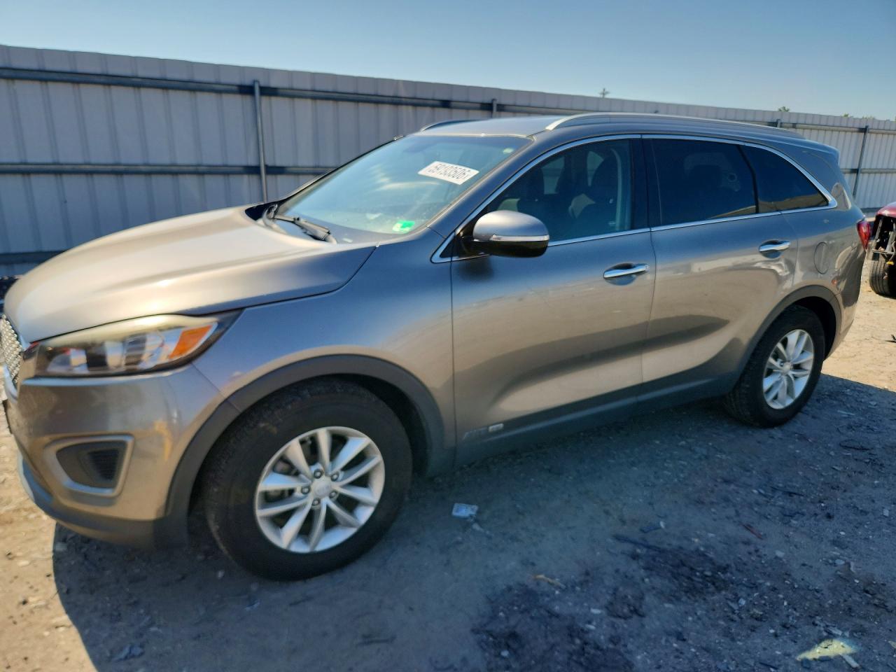 2016 Kia Sorento LX, VIN 5XYPGDA51GG039065 — Rear end