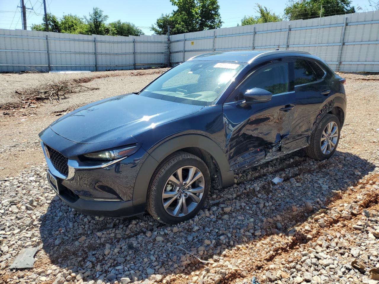 2021 Mazda CX-30 Premium, VIN 3MVDMBDL1MM320158 — Side