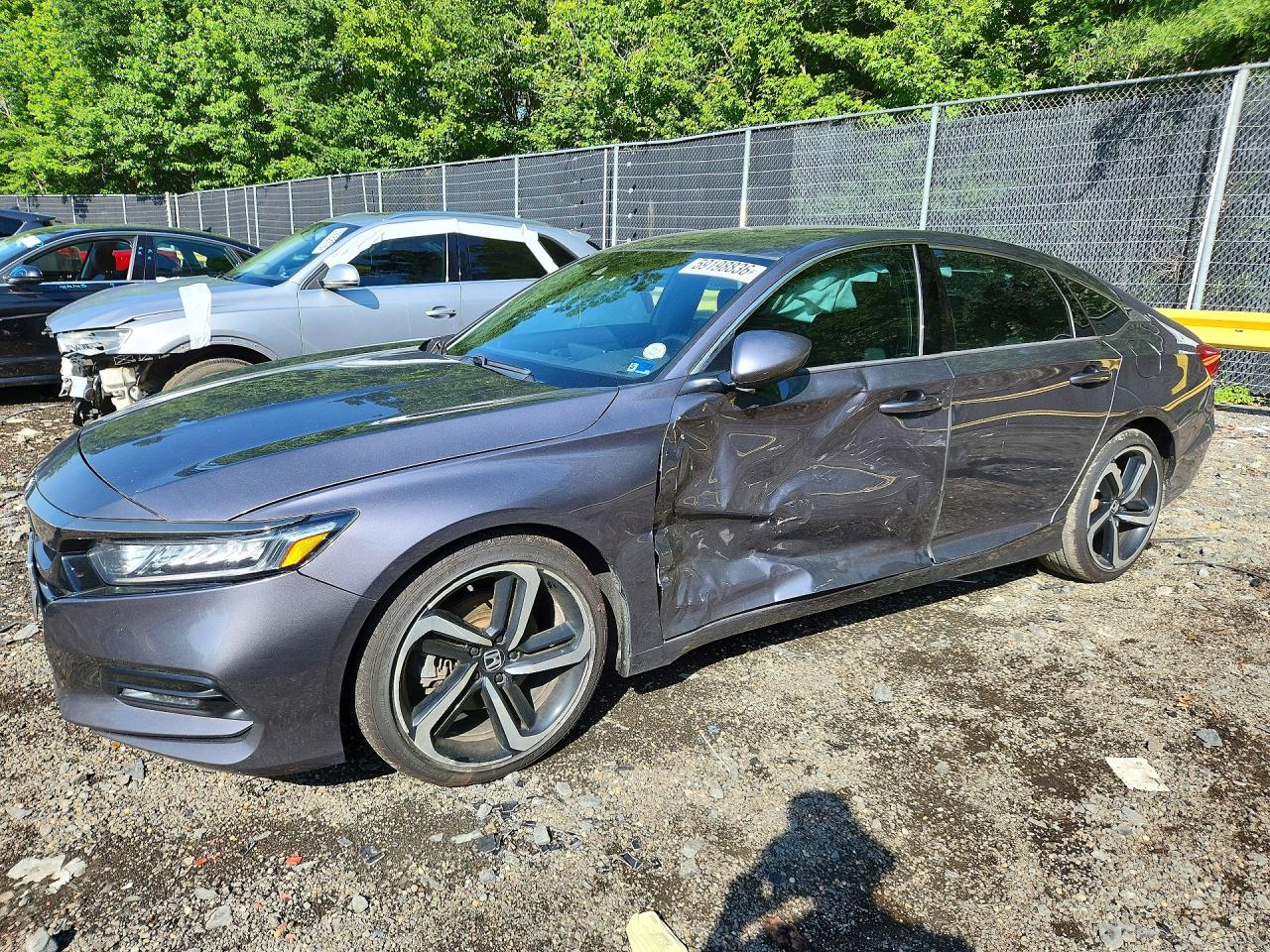 2020 Honda Accord Sport, VIN 1HGCV1F33LA013265 — Бок