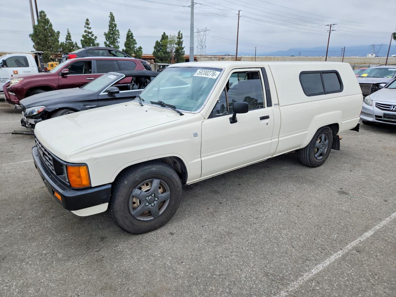 1984 Toyota Pickup, VIN JT4RN55E5E5015064 — Normal wear