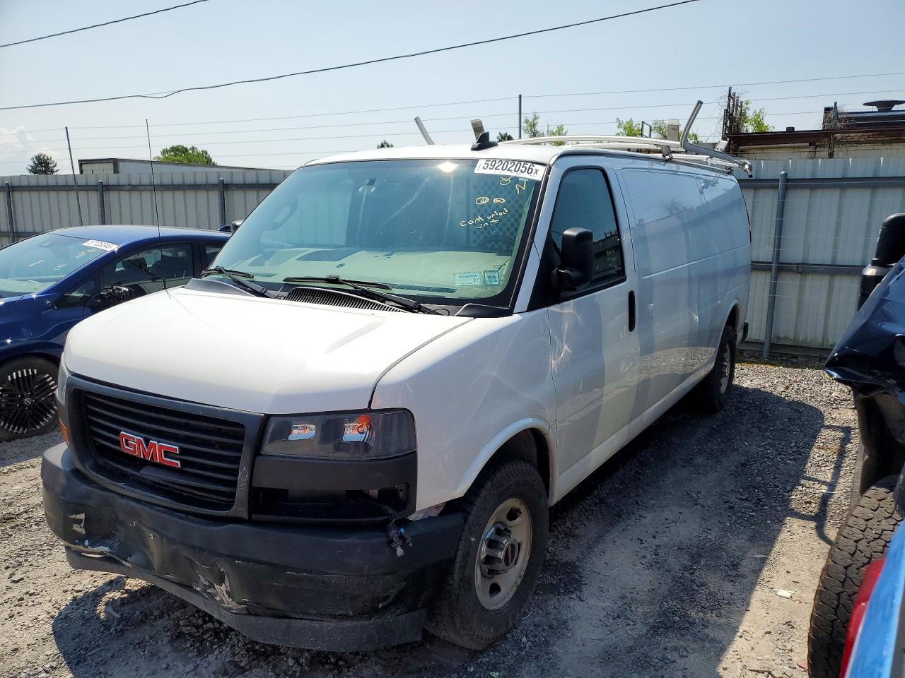 2019 GMC Savana Cargo, VIN 1GTZ7HFG6K1205700 — Front end