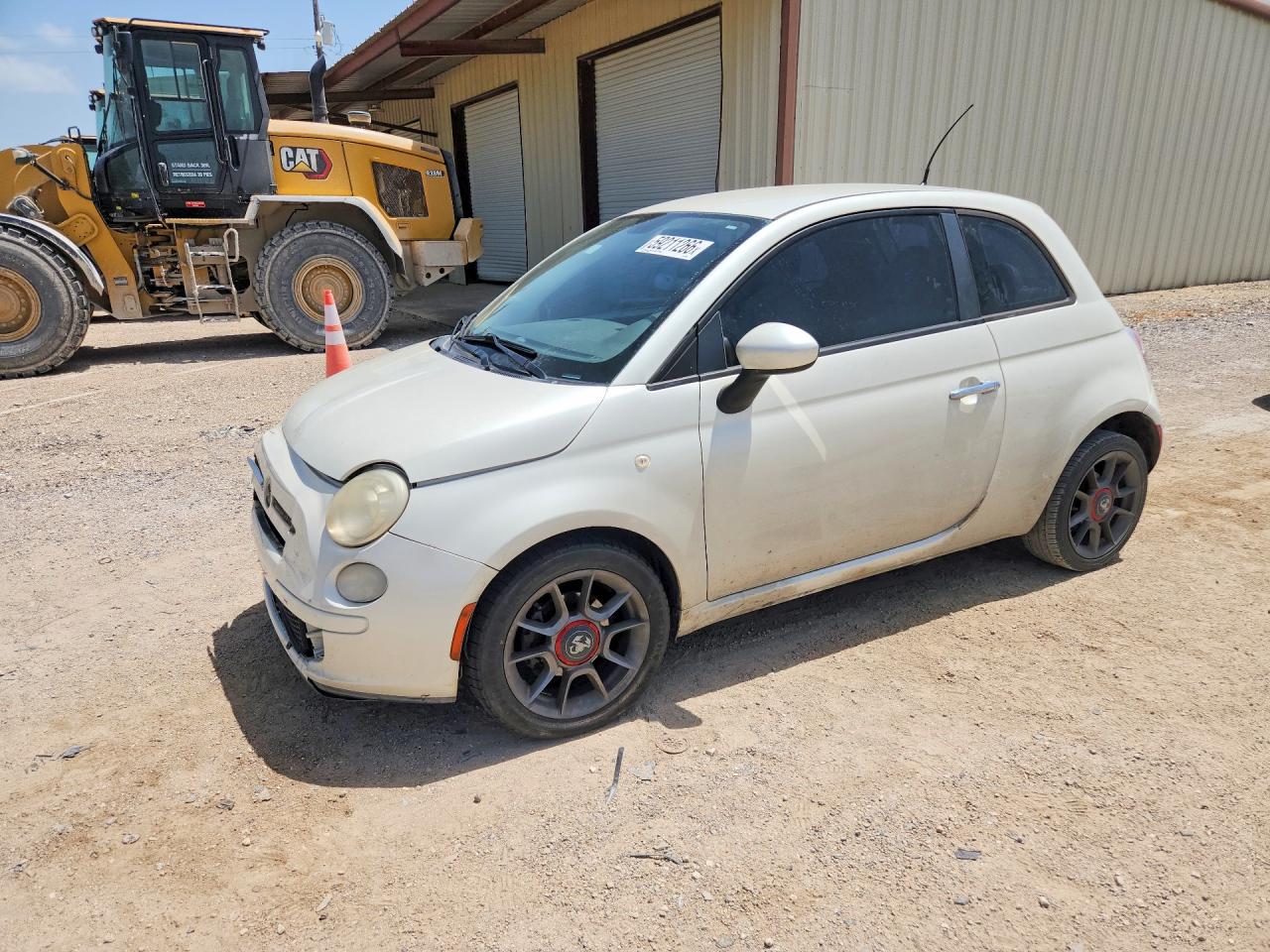 2013 FIAT 500 Pop, VIN 3C3CFFAR8DT575309 — Front end