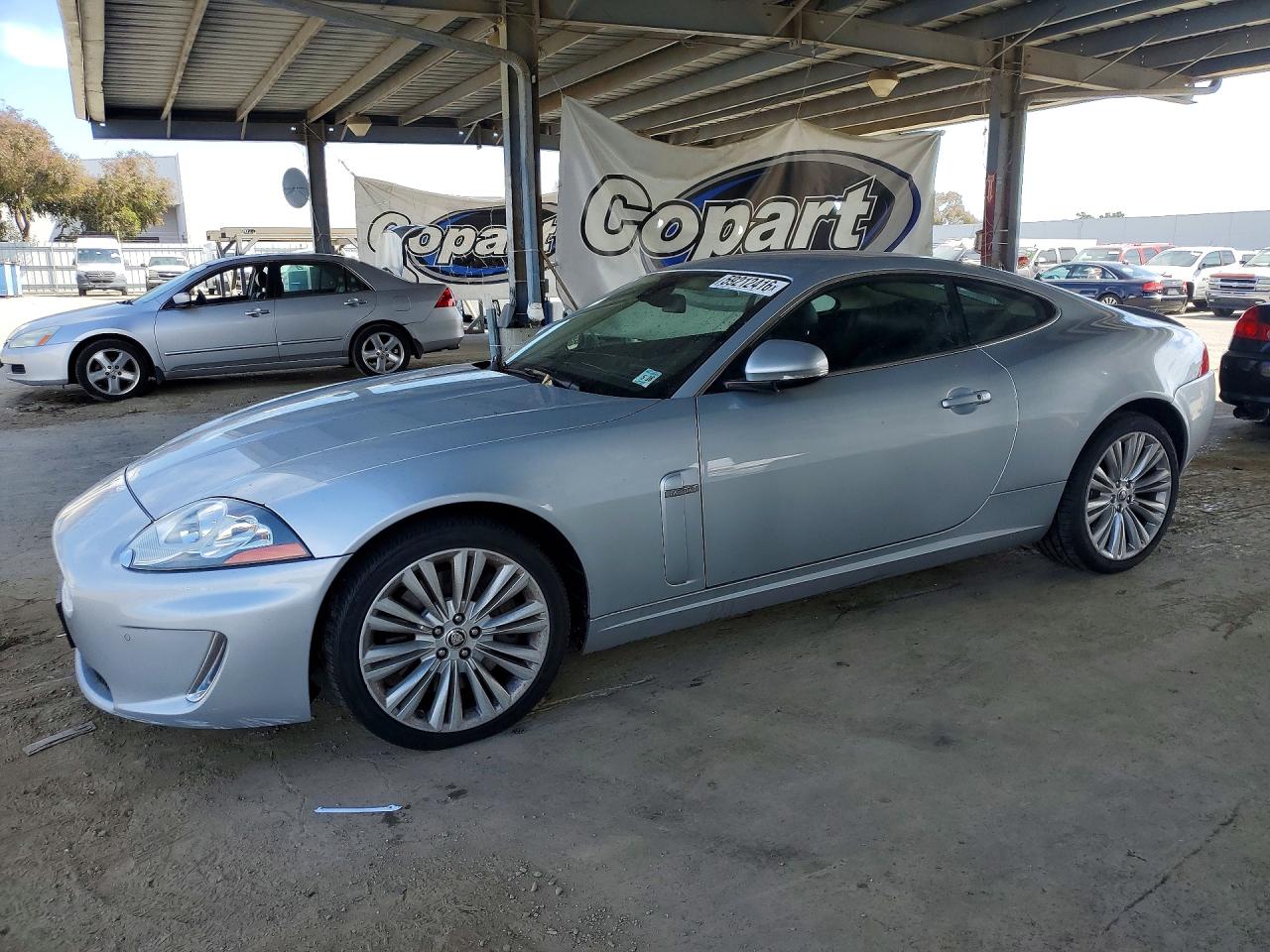 2011 Jaguar XK, VIN SAJWA4FB1BLB39034 — Мелкие вмятины и царапины