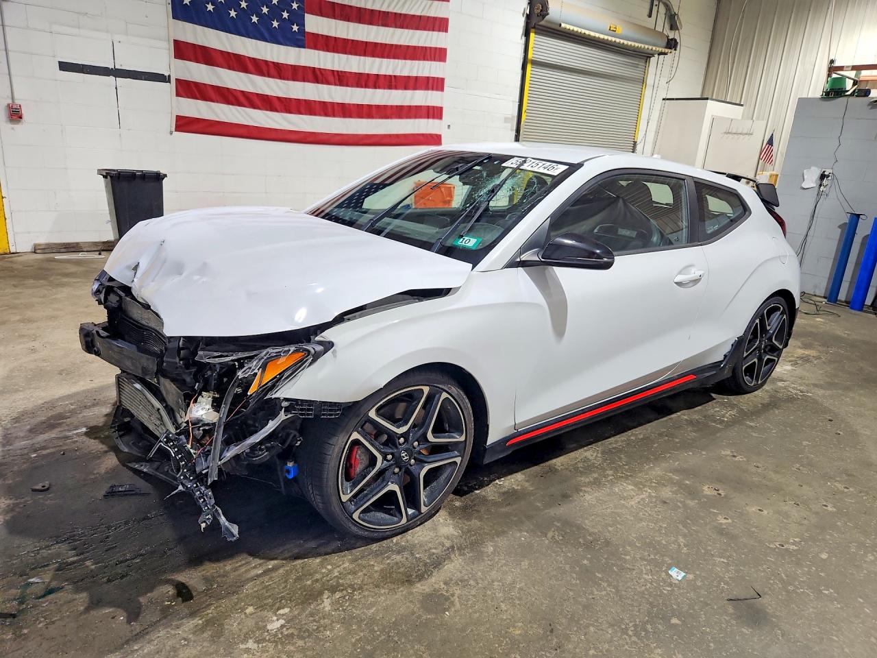 2021 Hyundai Veloster, VIN KMHT36AH1MU008730 — Перед