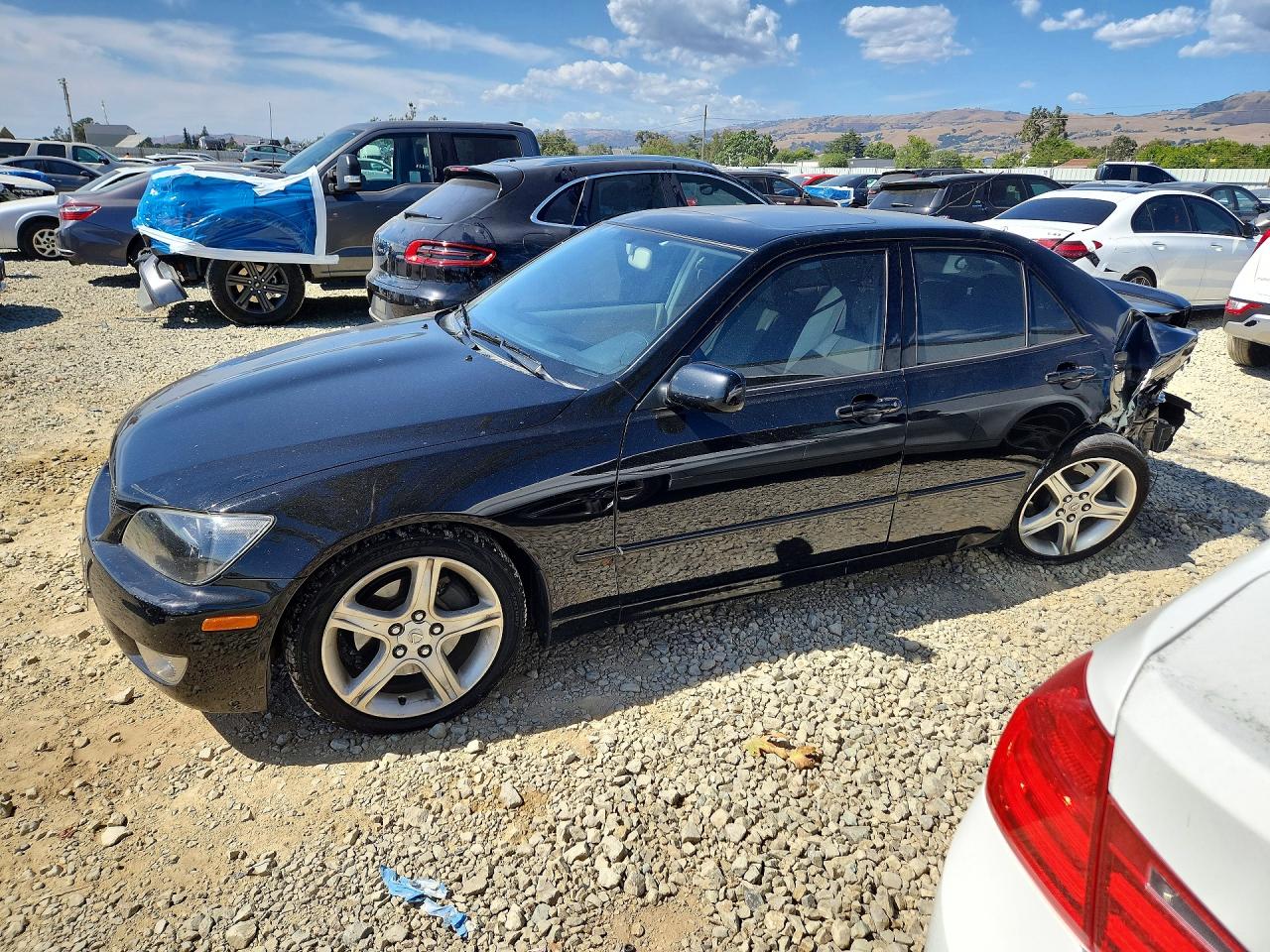 2005 Lexus IS 300, VIN JTHBD192750096139 — Side